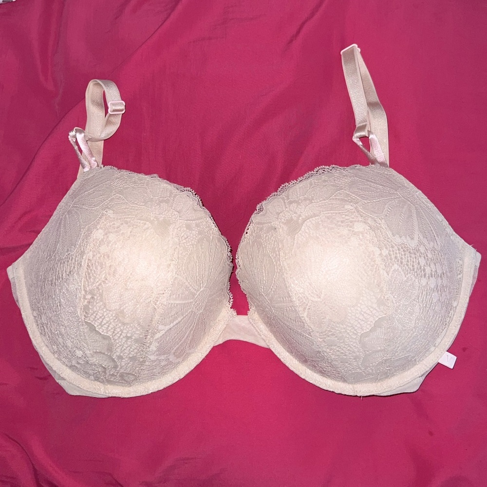 Victoria's Secret Nude & Pink Push Up Lace Bra